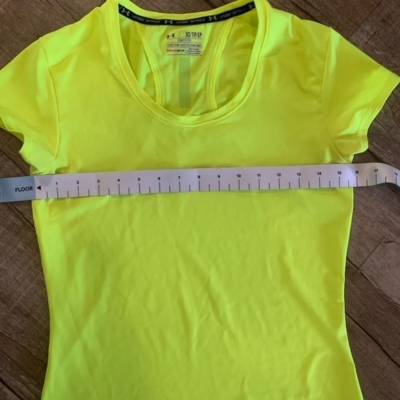 Women's Under Armour Semi-Fitted Heat Gear‎ Top - Picture 4 of 7